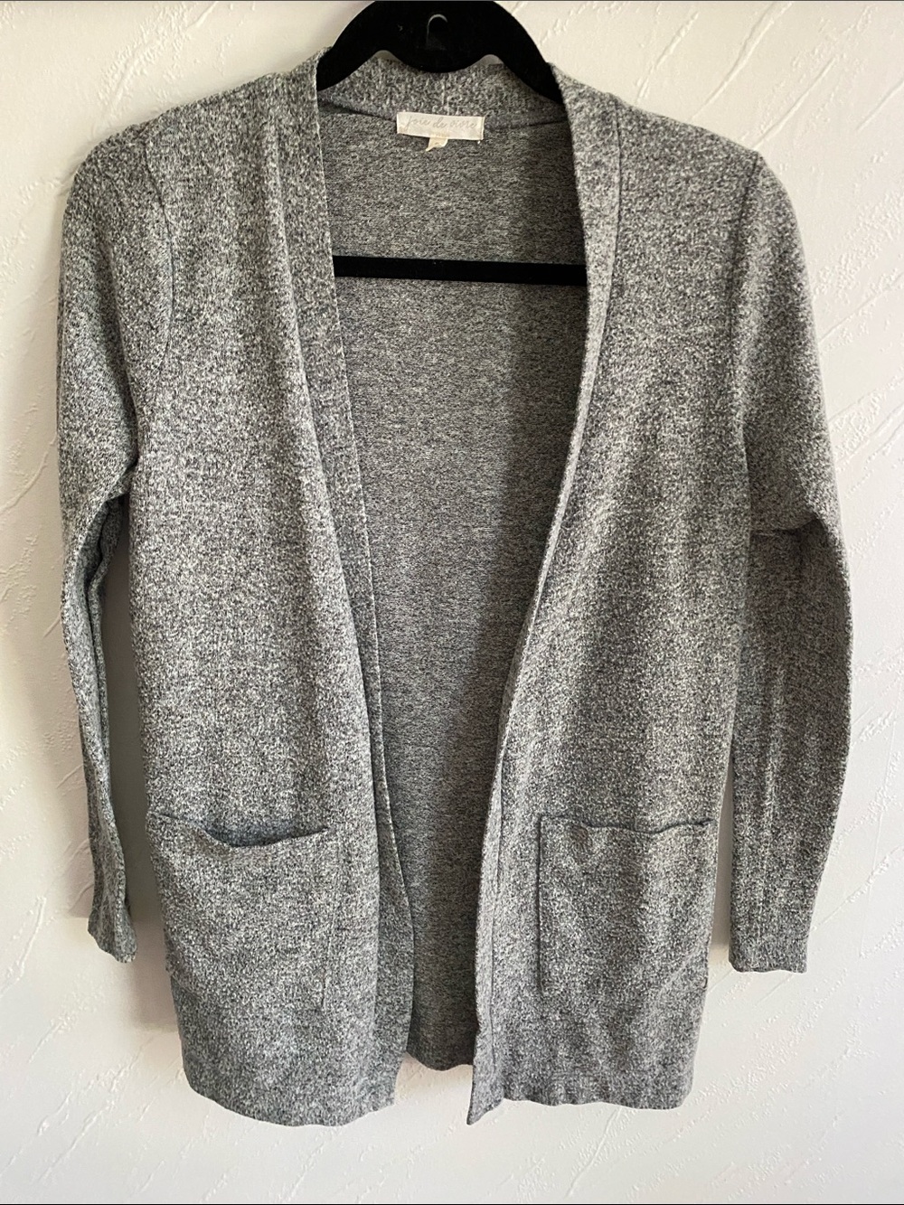 Lightweight Open-Front Gray Cardigan with Pockets